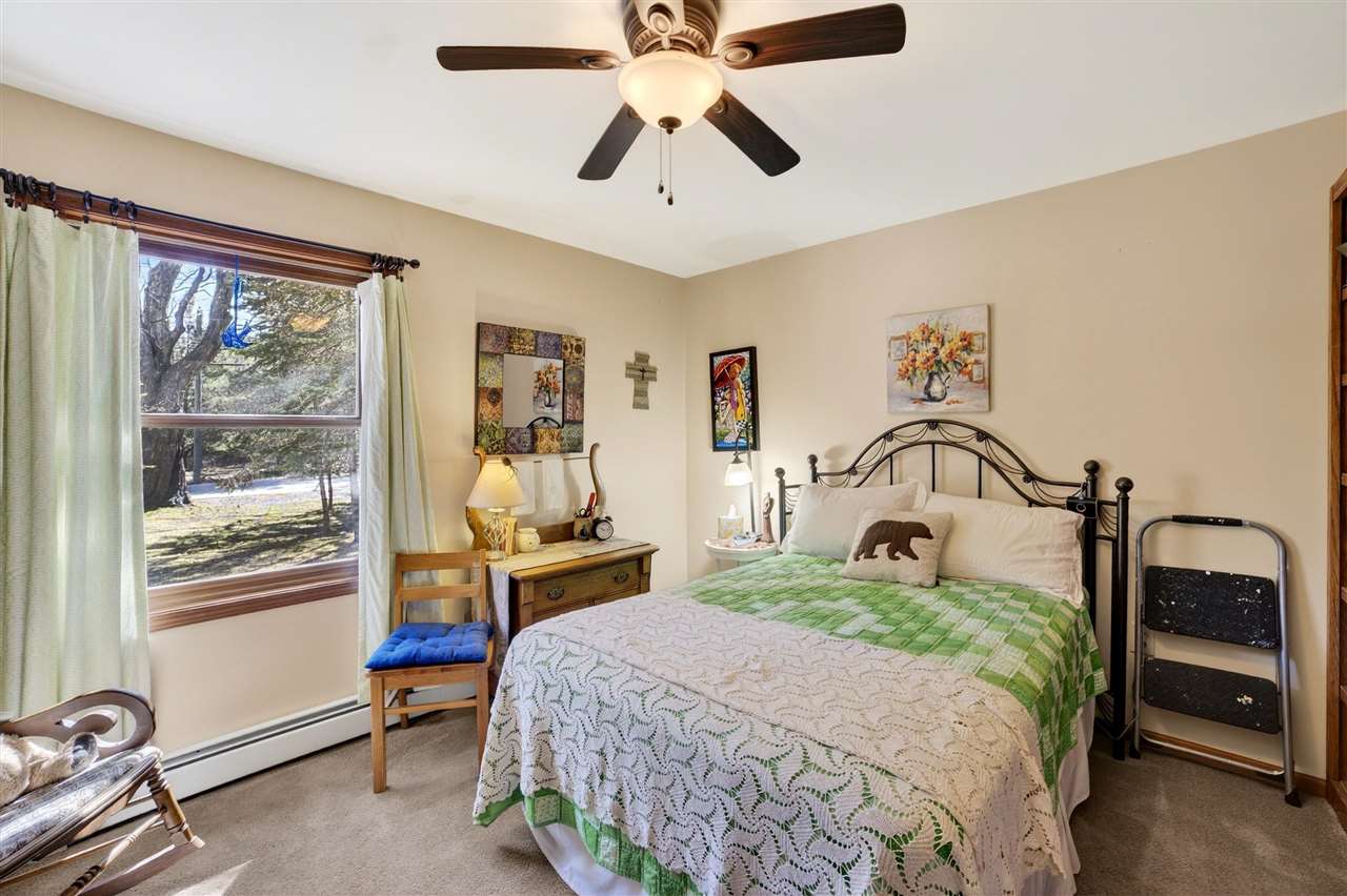 8945 Mercer