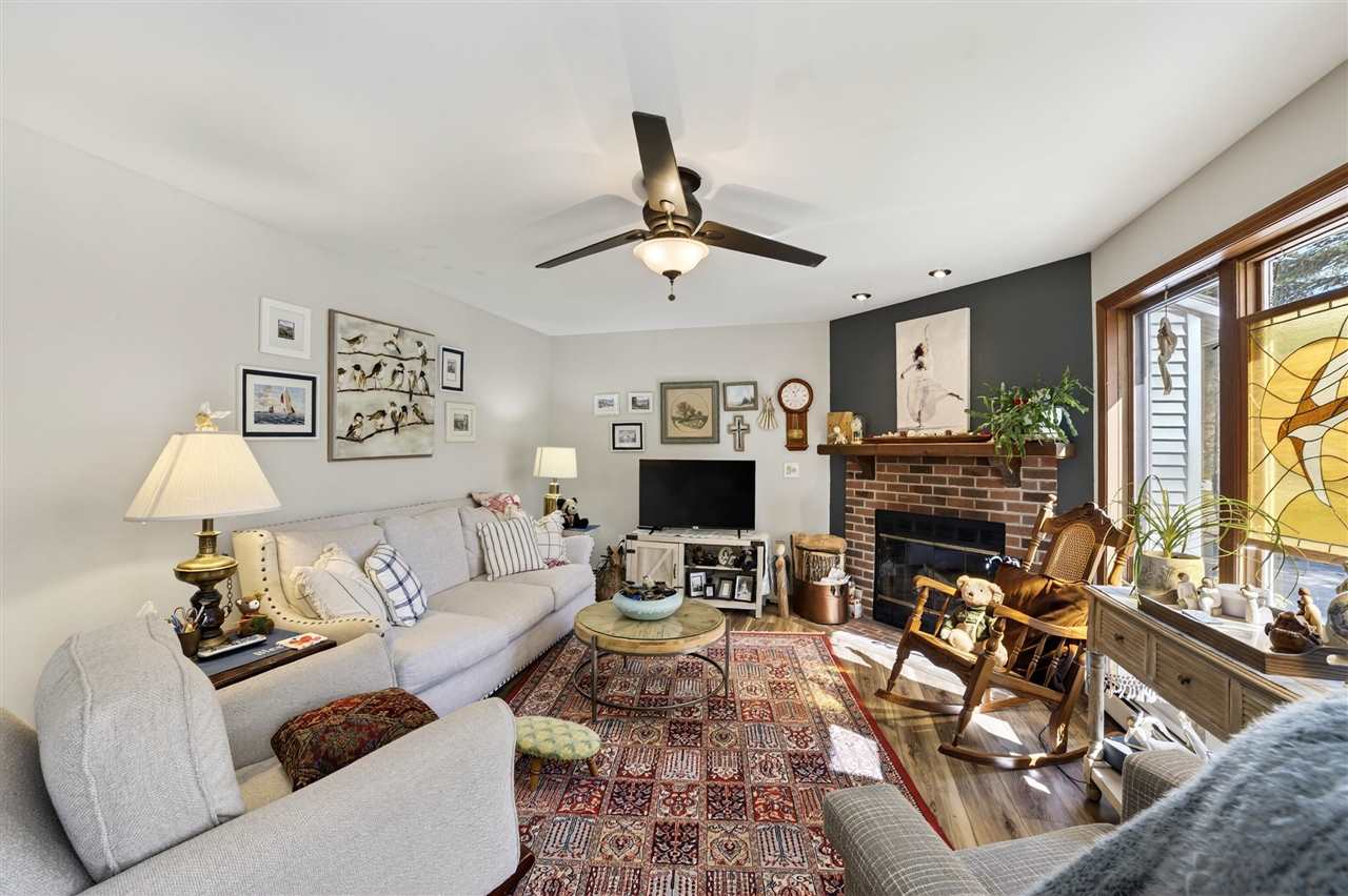 8945 Mercer