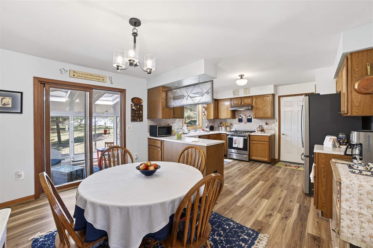 8945 Mercer