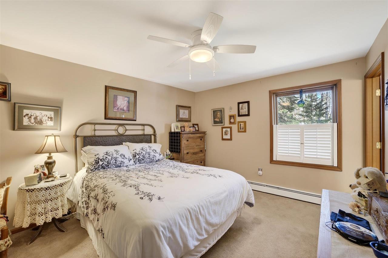 8945 Mercer