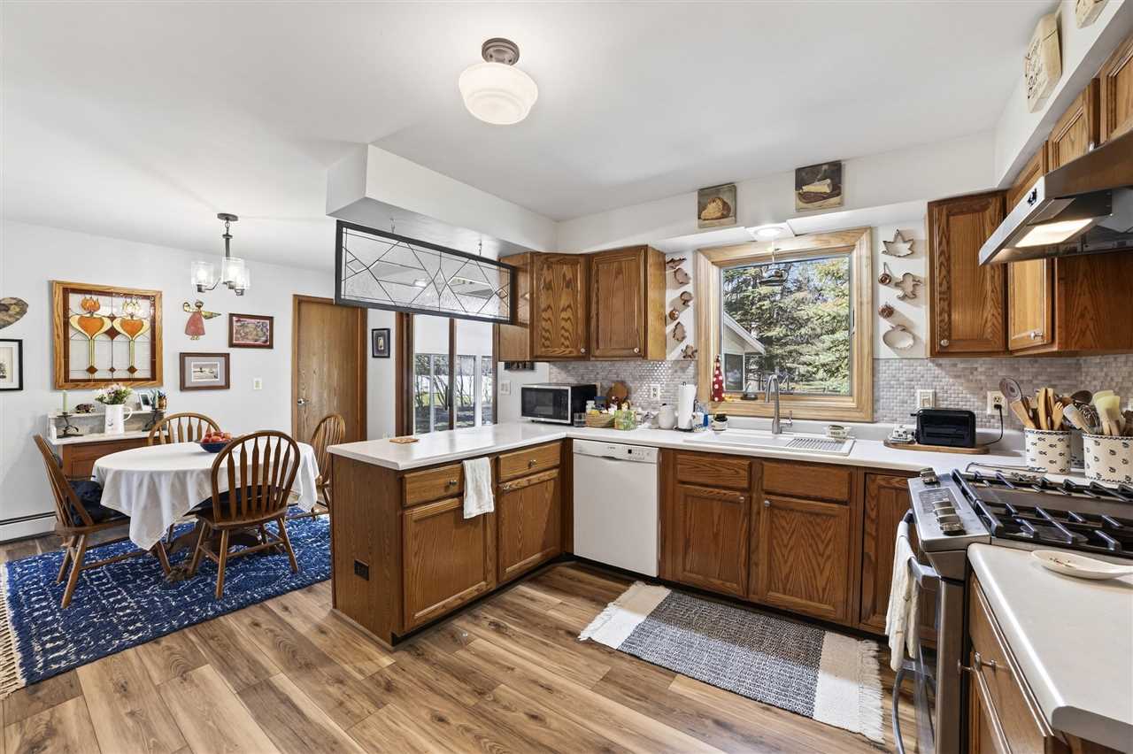 8945 Mercer