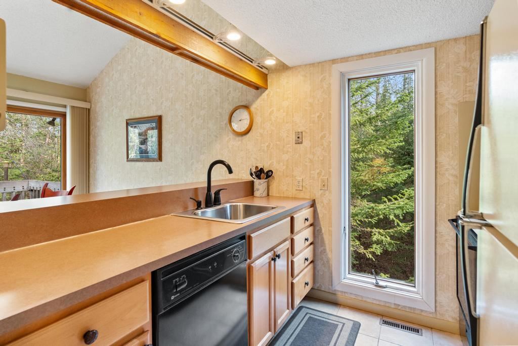 277 E Harbor Drive Unit: 1