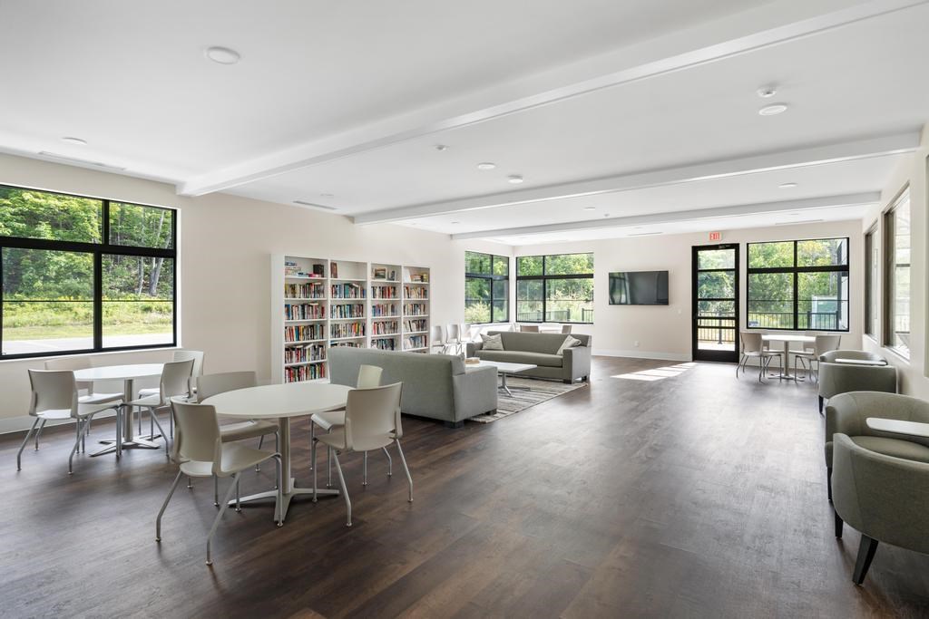 277 E Harbor Drive Unit: 1