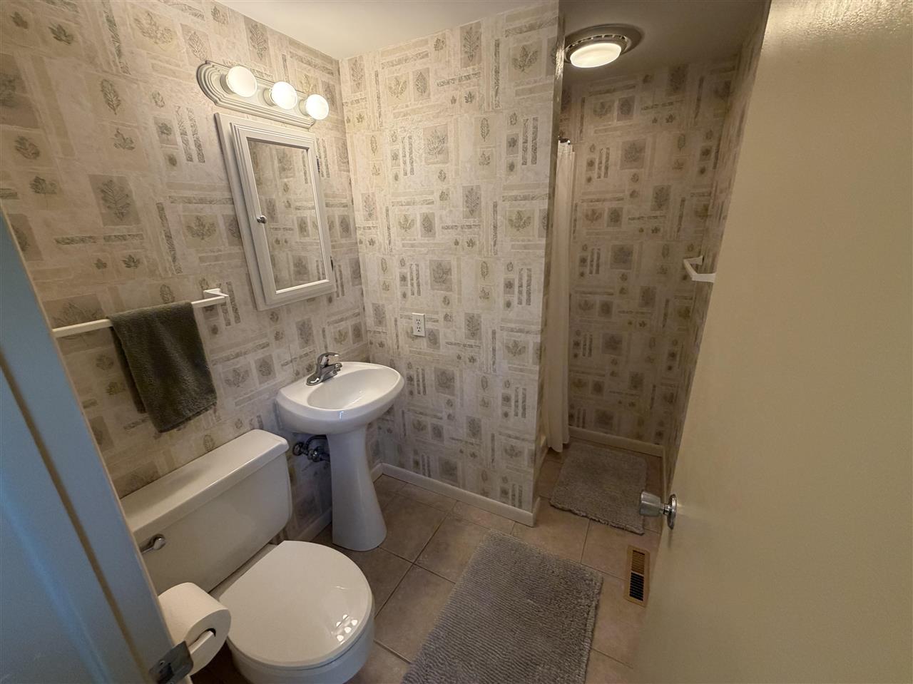 277 E Harbor Drive Unit: 1