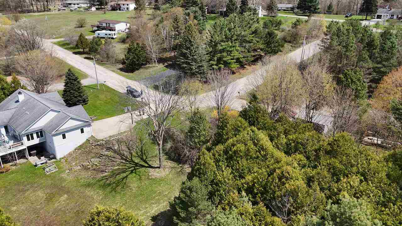 120 Lakeview Drive