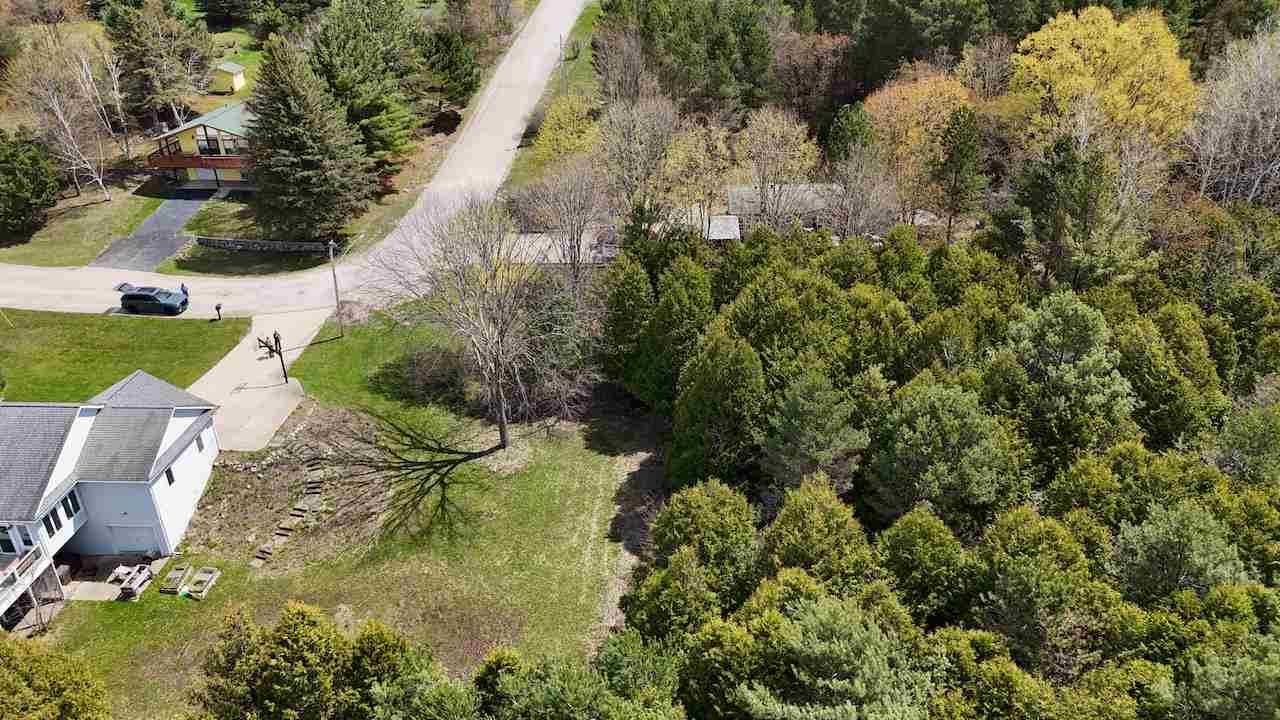 120 Lakeview Drive