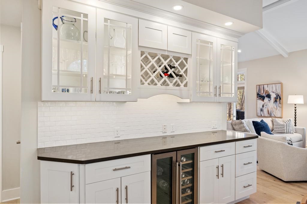 2412 Greenbriar