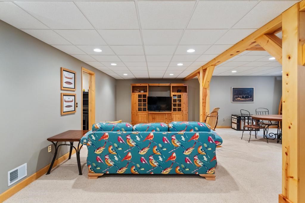2412 Greenbriar