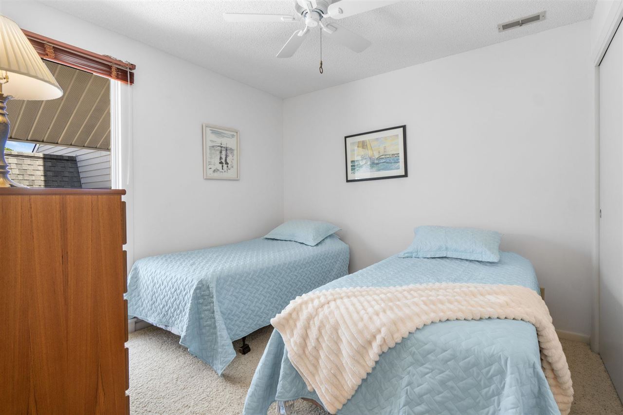 799 N Lake Street Unit: B