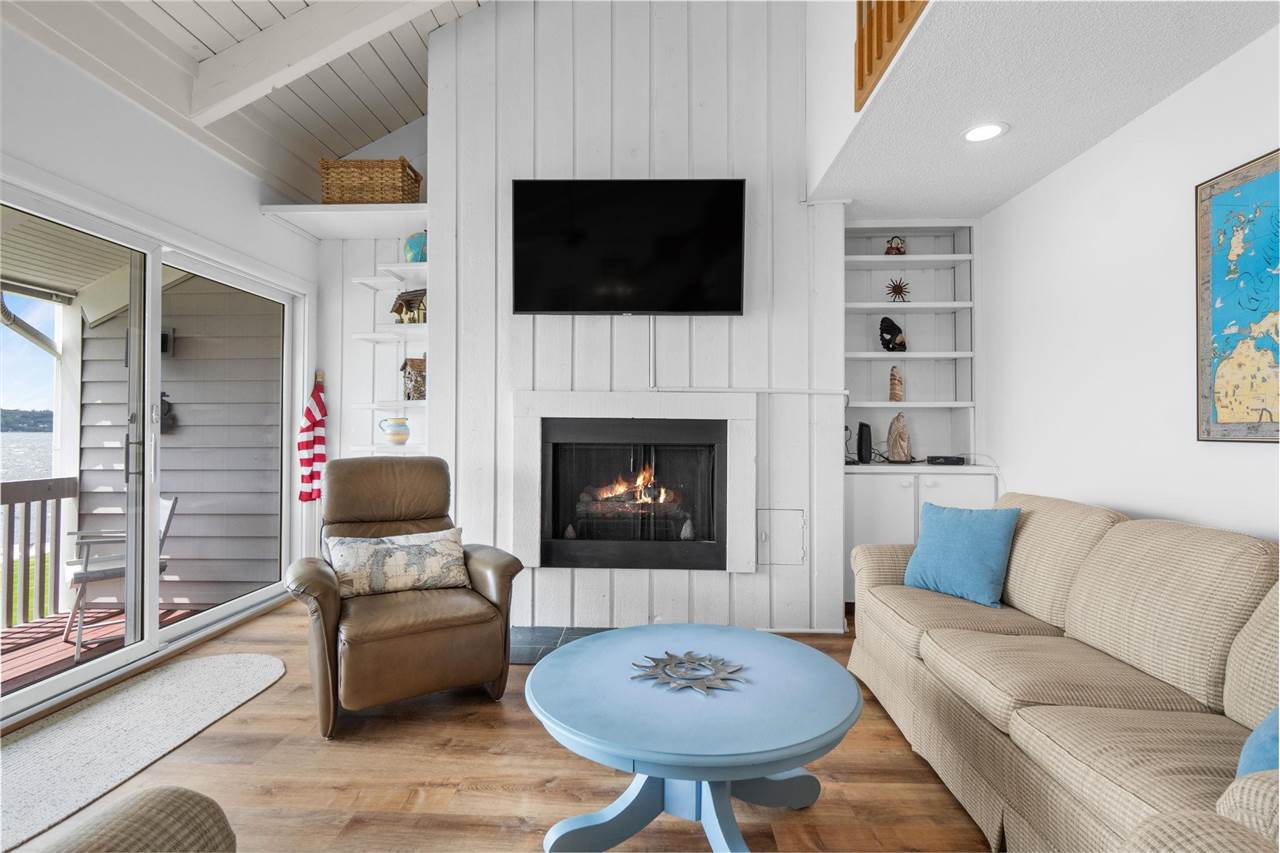 799 N Lake Street Unit: B