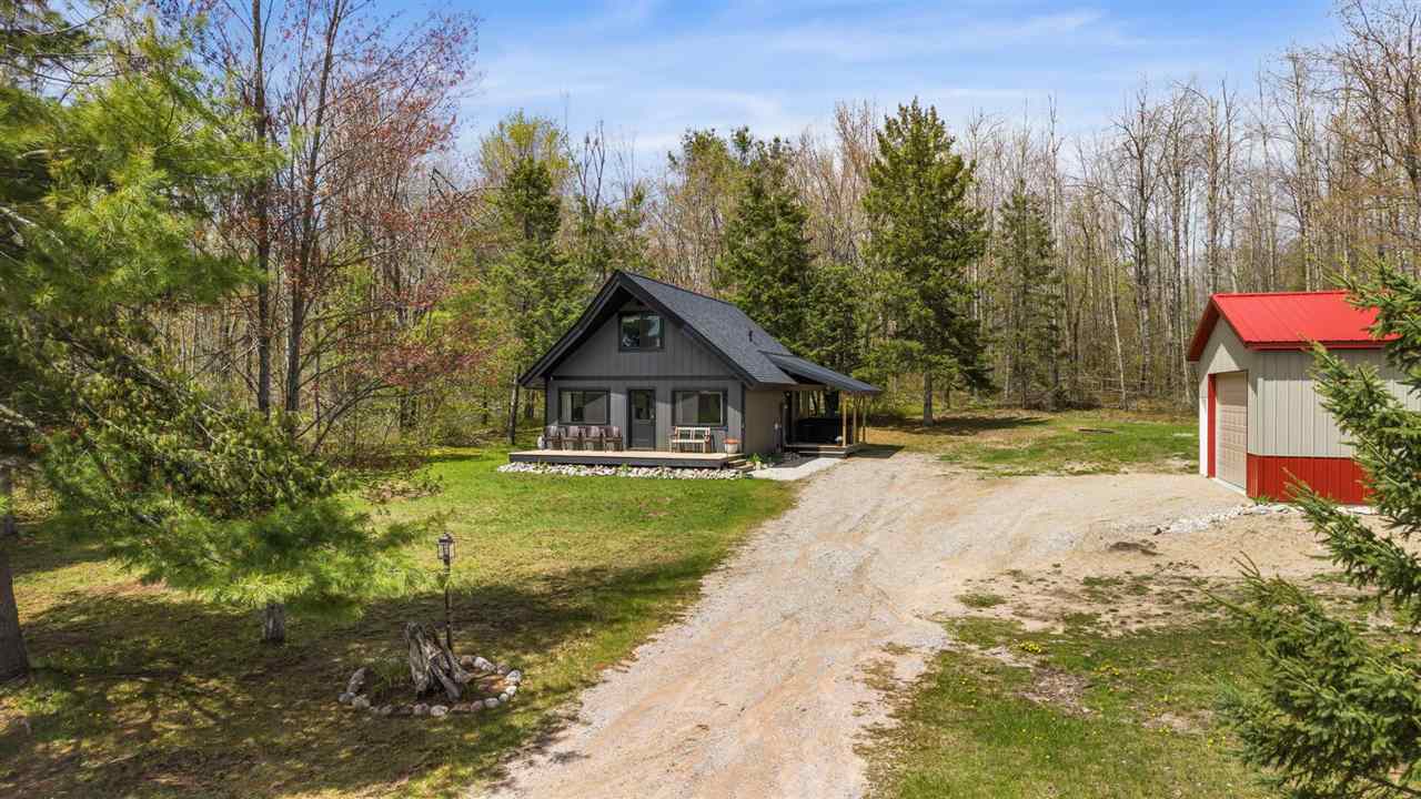 10945 Pleasant Ridge Road