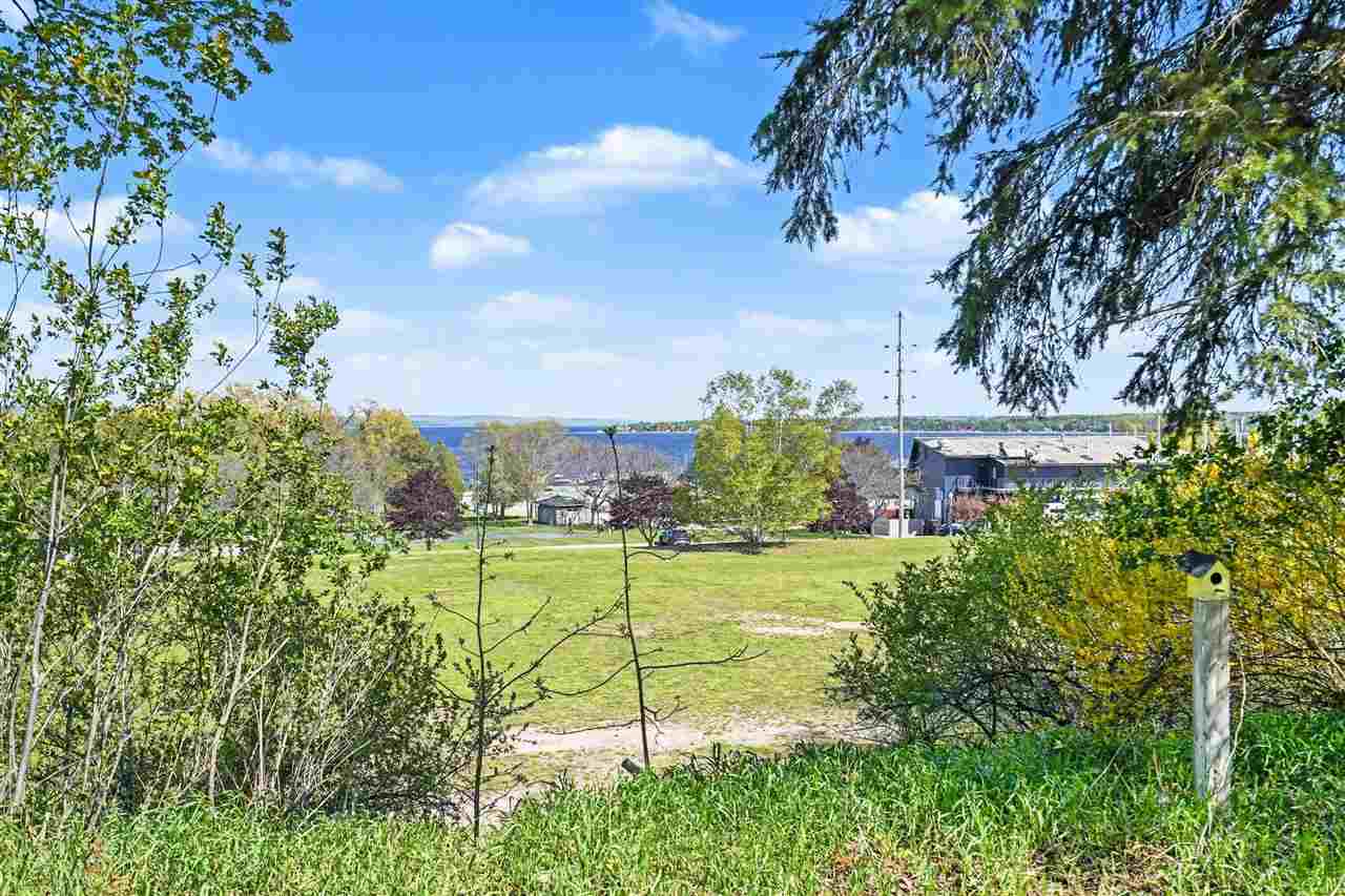 106 Overlook Drive