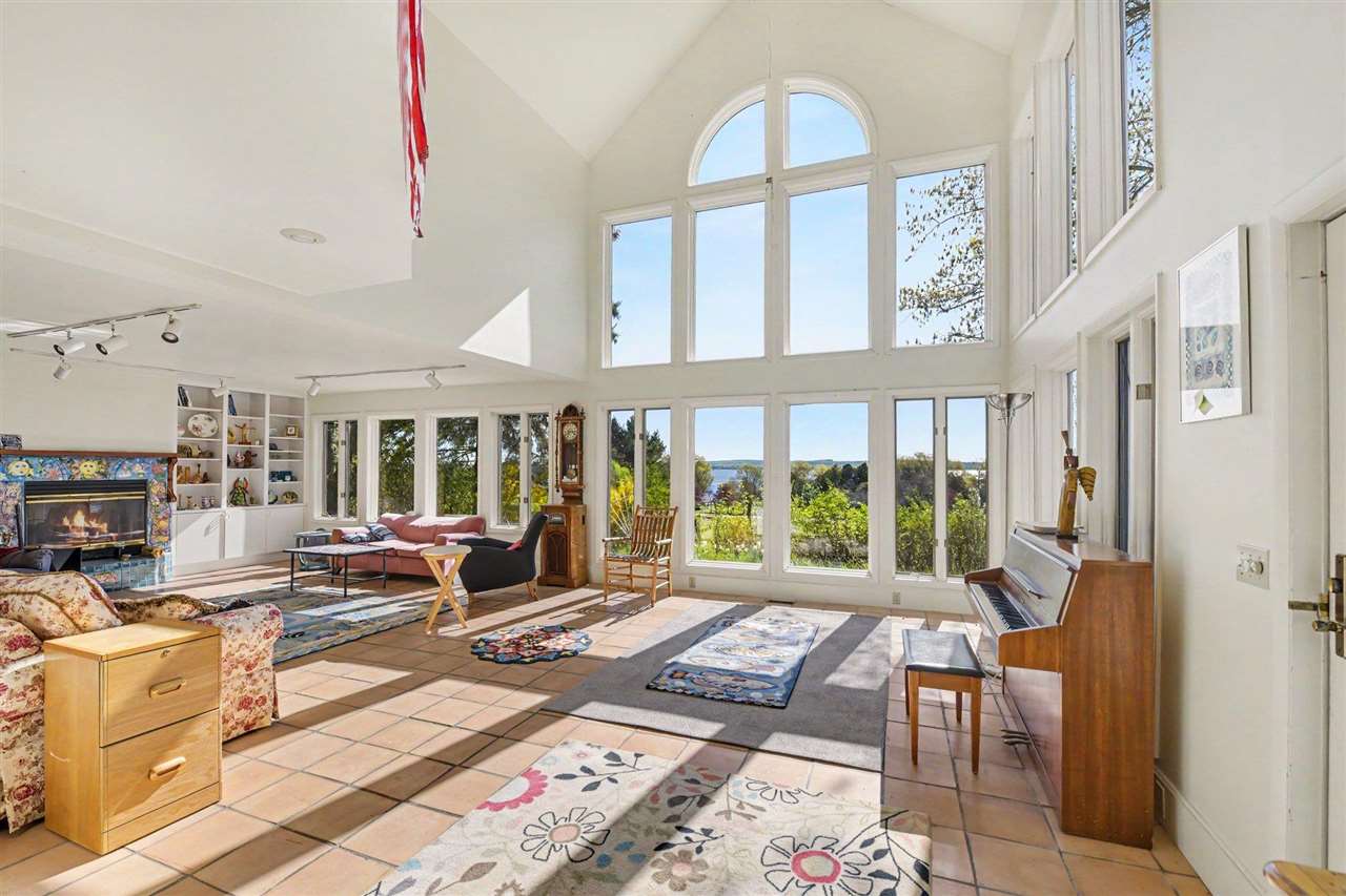 106 Overlook Drive