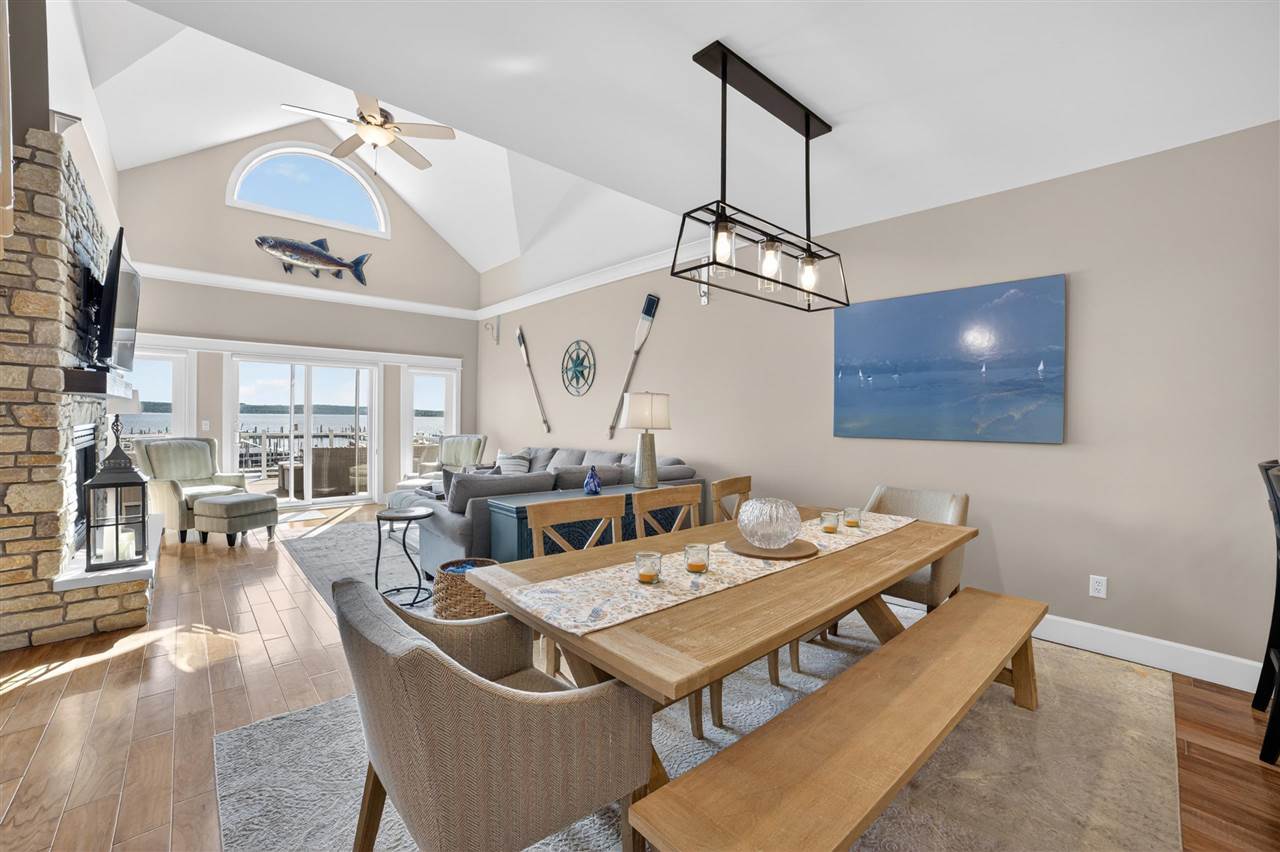 6040 Pine Lake Club Unit: 20/54