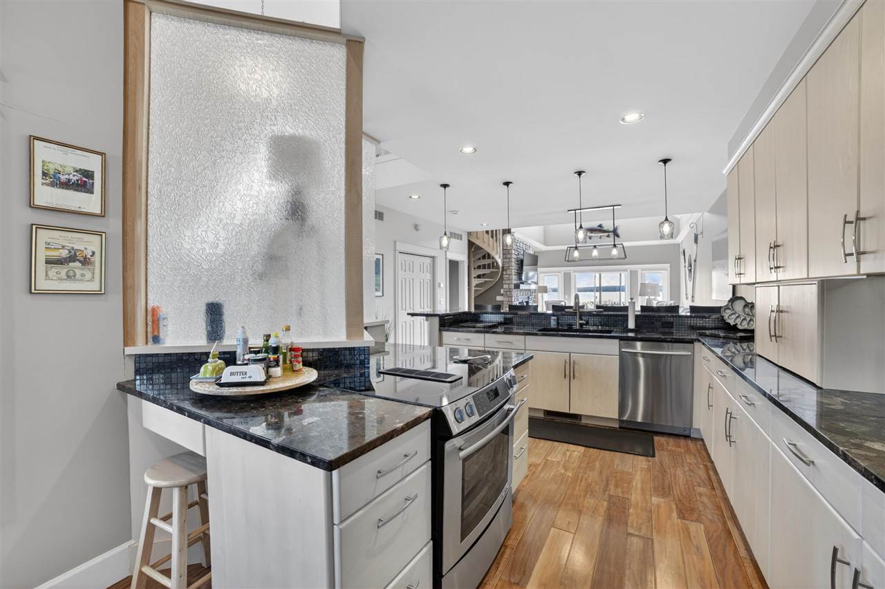6040 Pine Lake Club Unit: 20/54