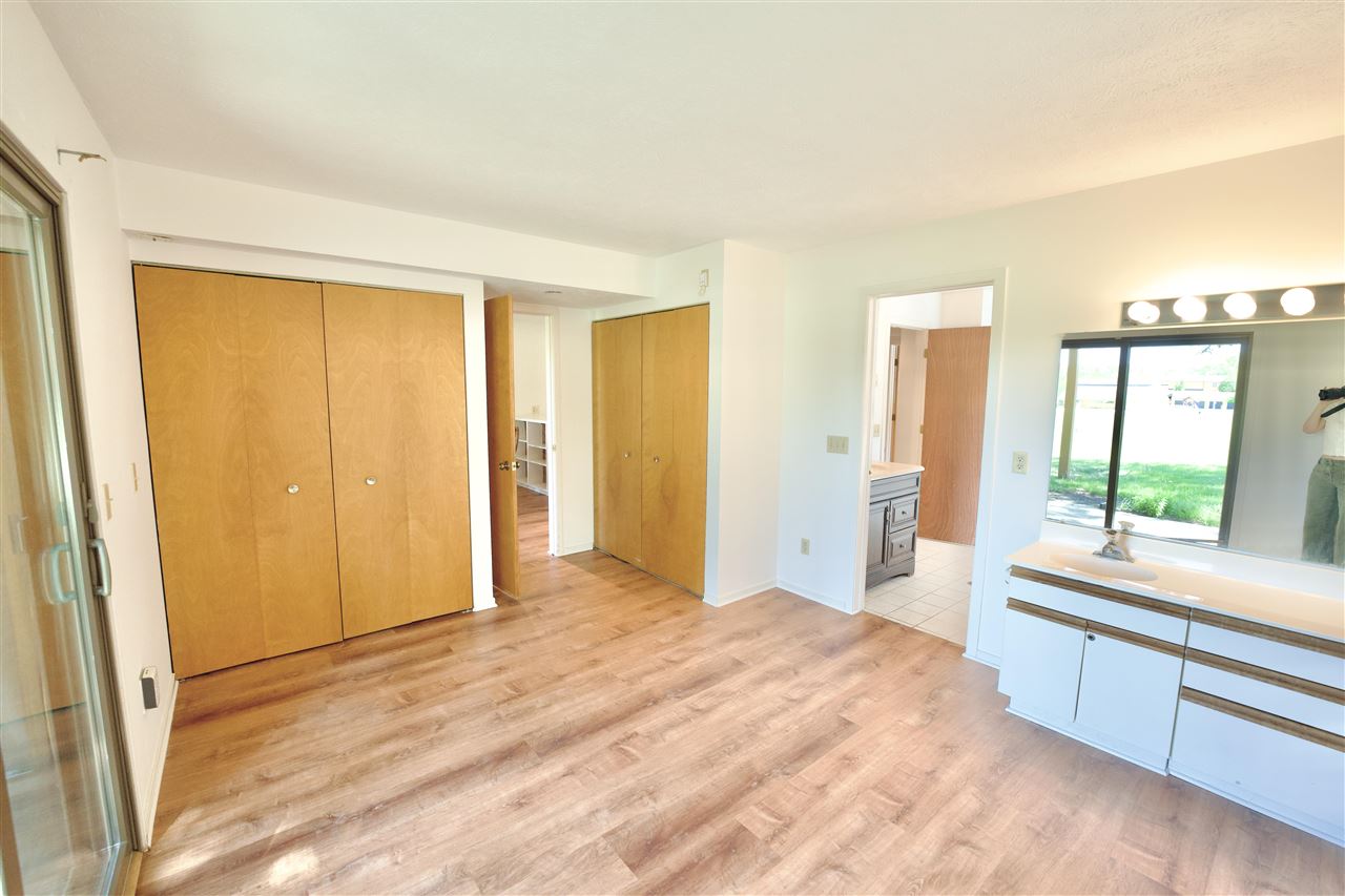 4749 S Pleasaantview Unit: #35