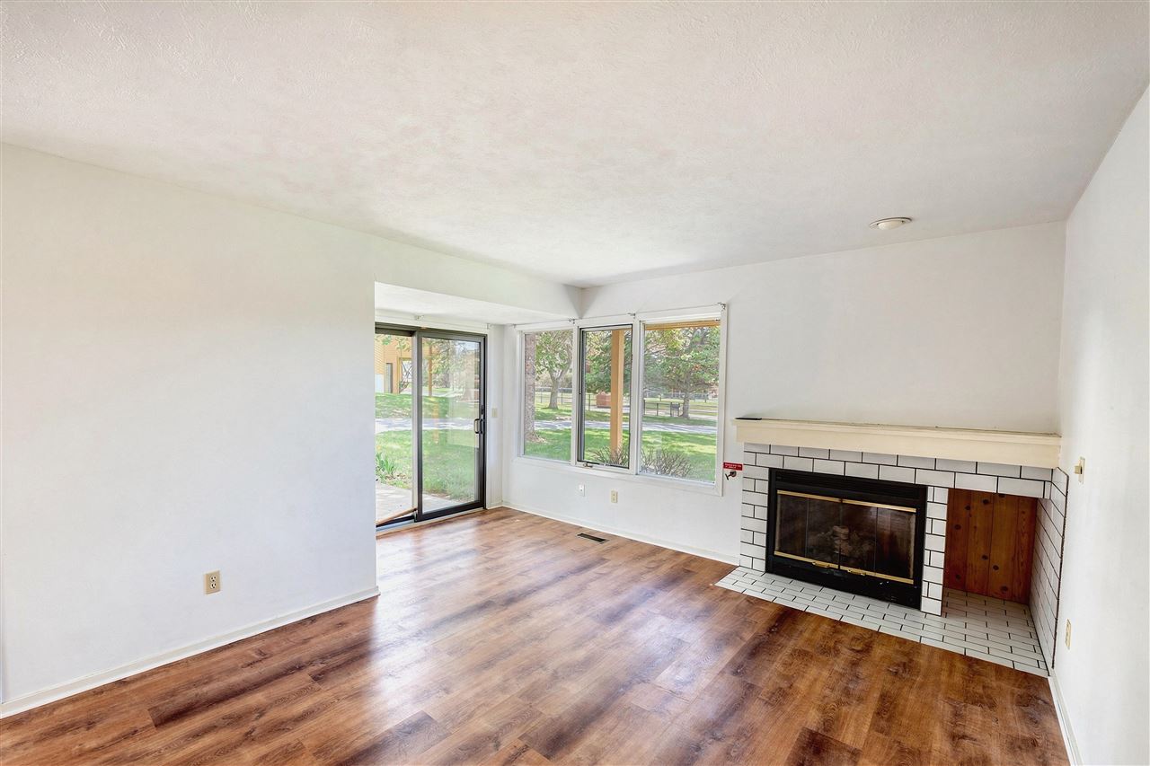 4749 S Pleasaantview Unit: #35