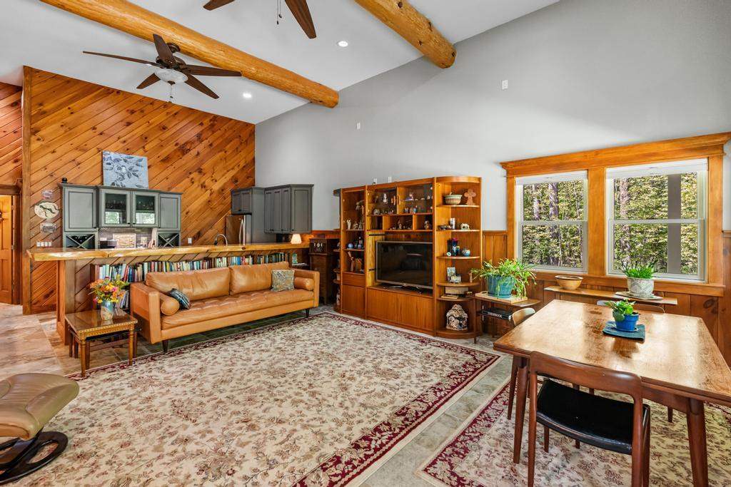 8515 Sunset Meadow Drive