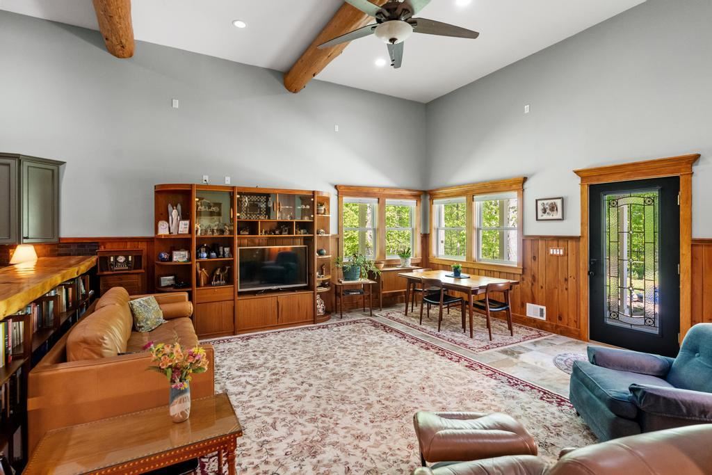 8515 Sunset Meadow Drive