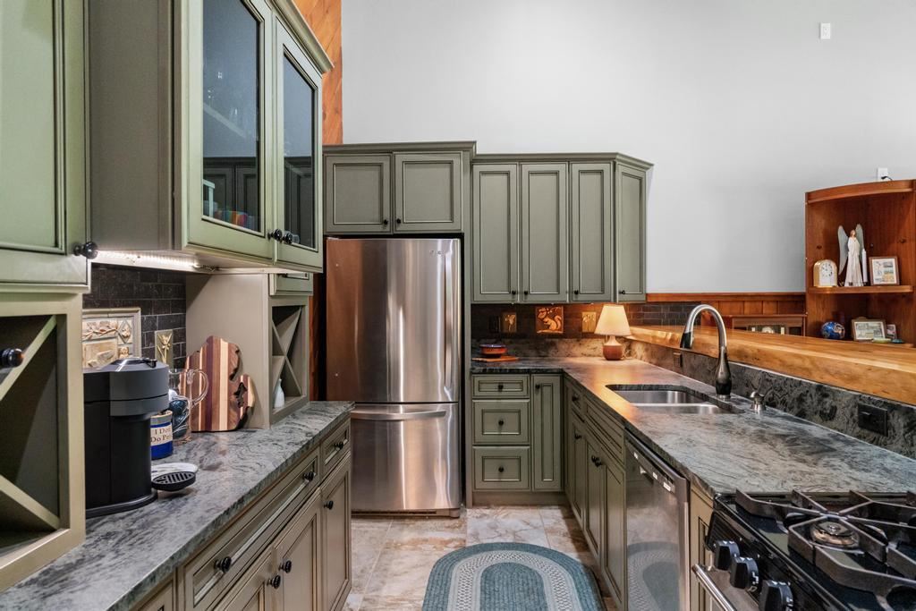 8515 Sunset Meadow Drive