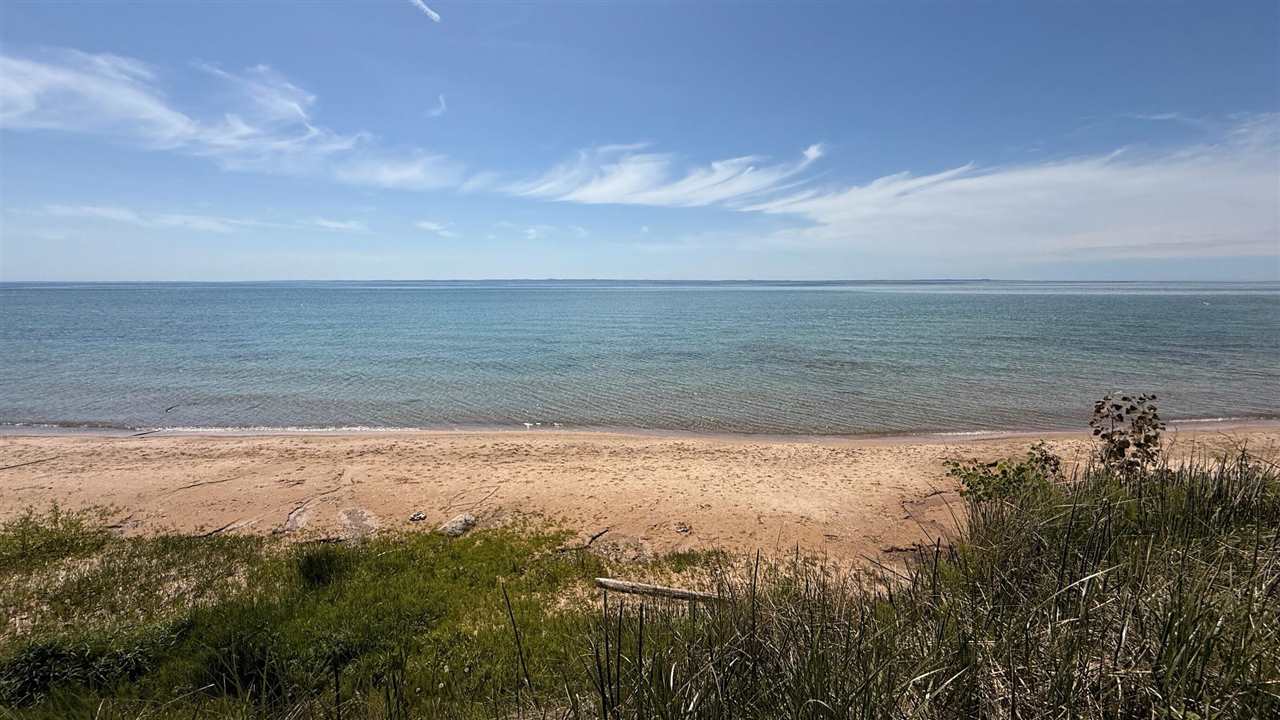 12851 Manitou Trail