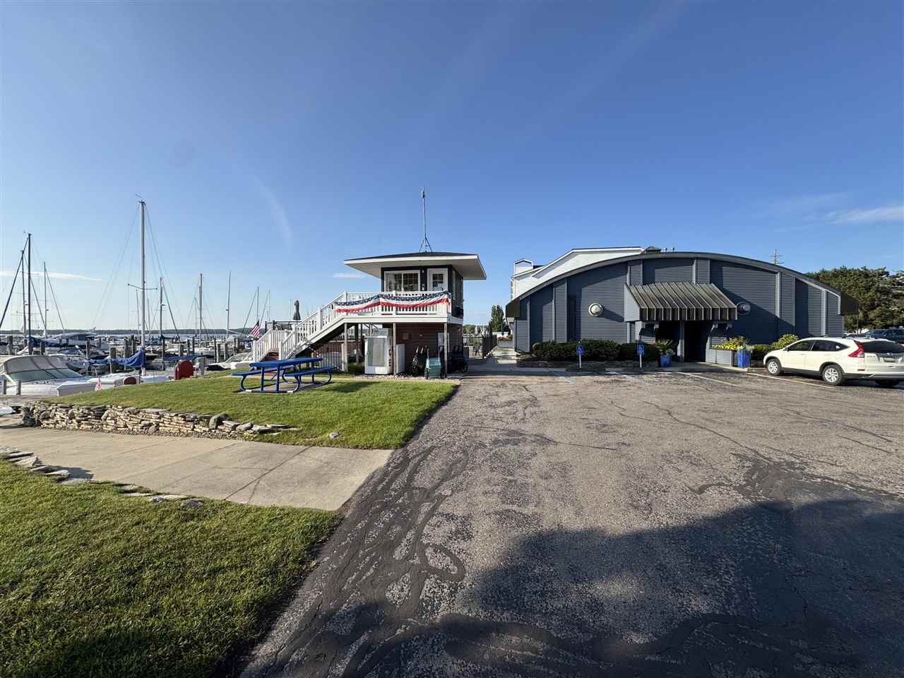 202 Ferry Avenue Unit: 114