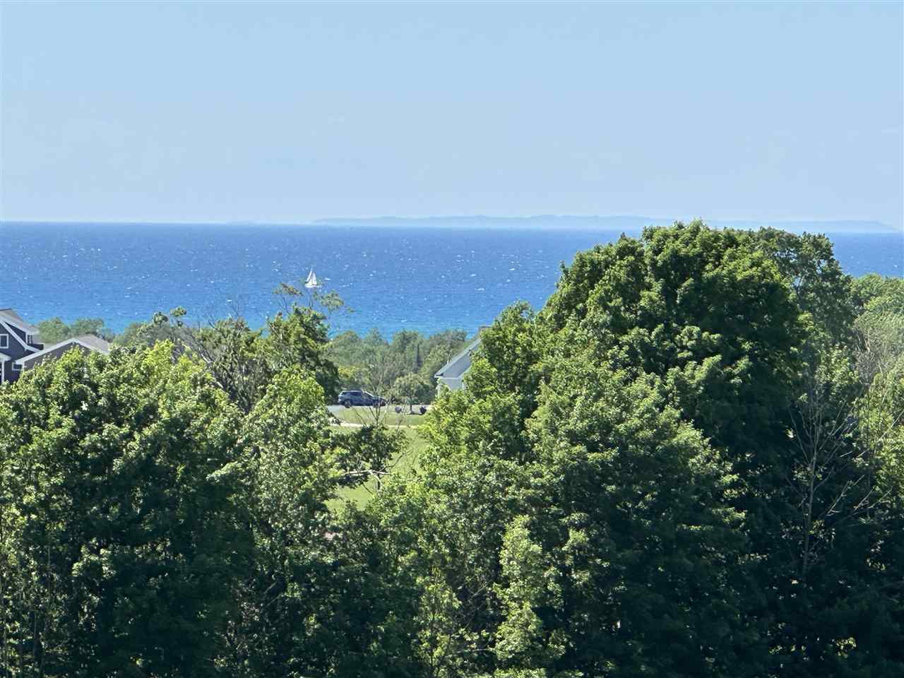 12 Foxview Drive Unit: 12