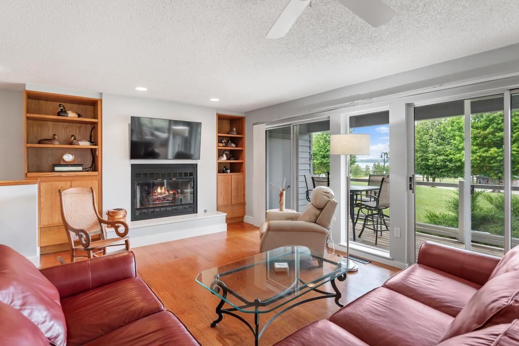 217 Belvedere Terr Unit: 14