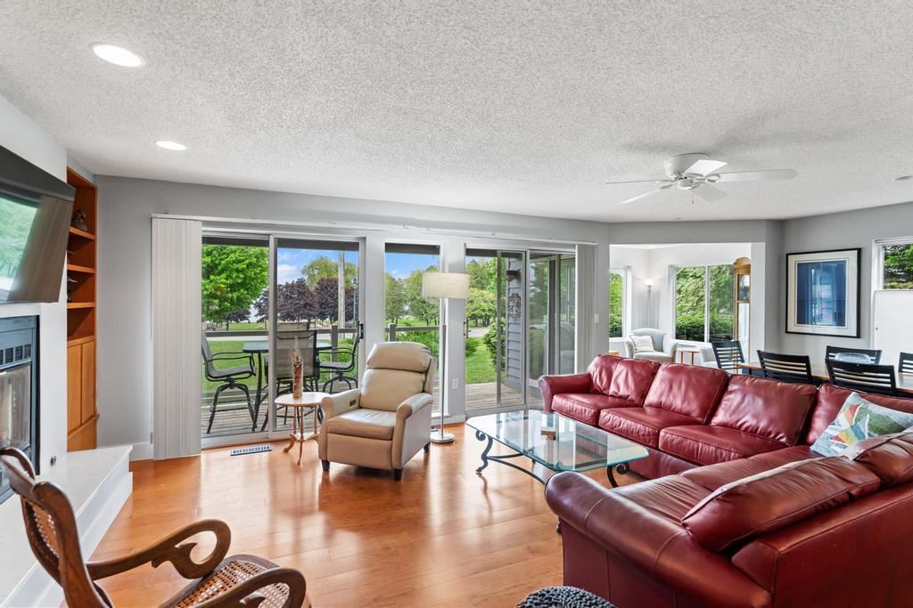 217 Belvedere Terr Unit: 14