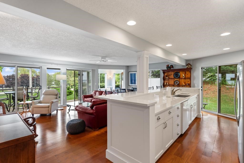 217 Belvedere Terr Unit: 14