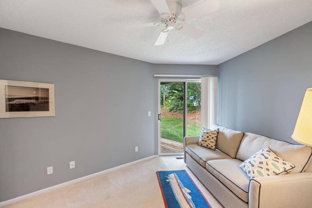 217 Belvedere Terr Unit: 14