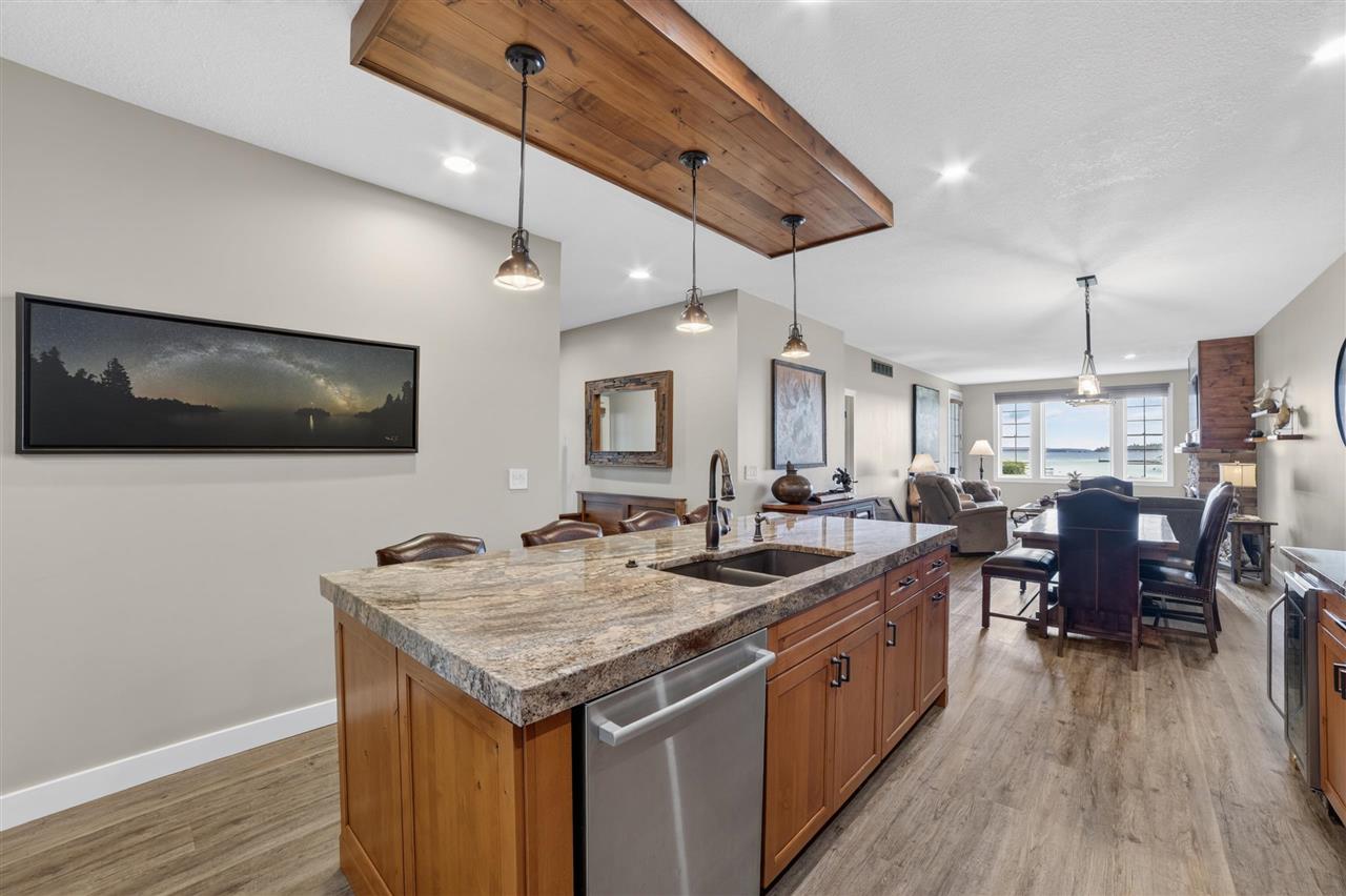 212 Front Street Unit: 5