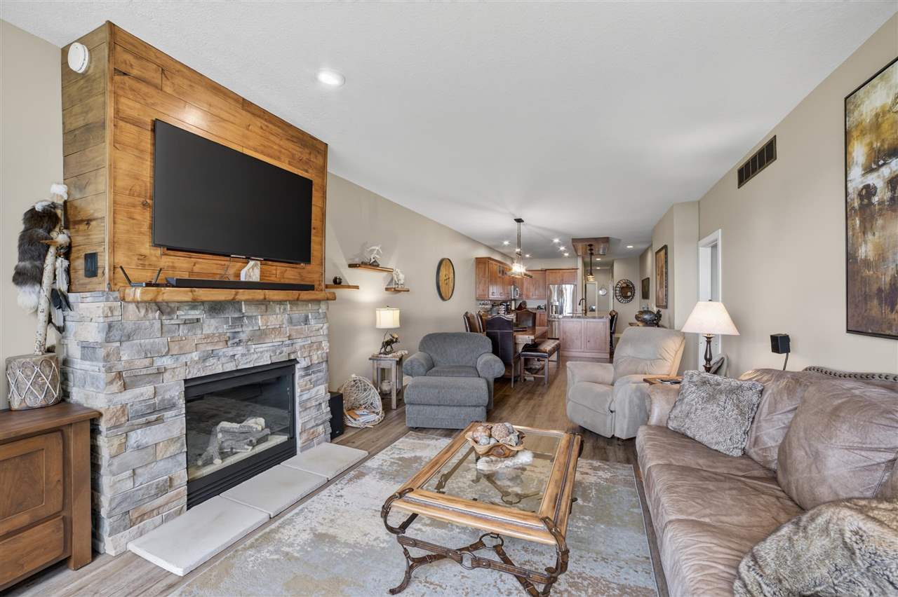 212 Front Street Unit: 5