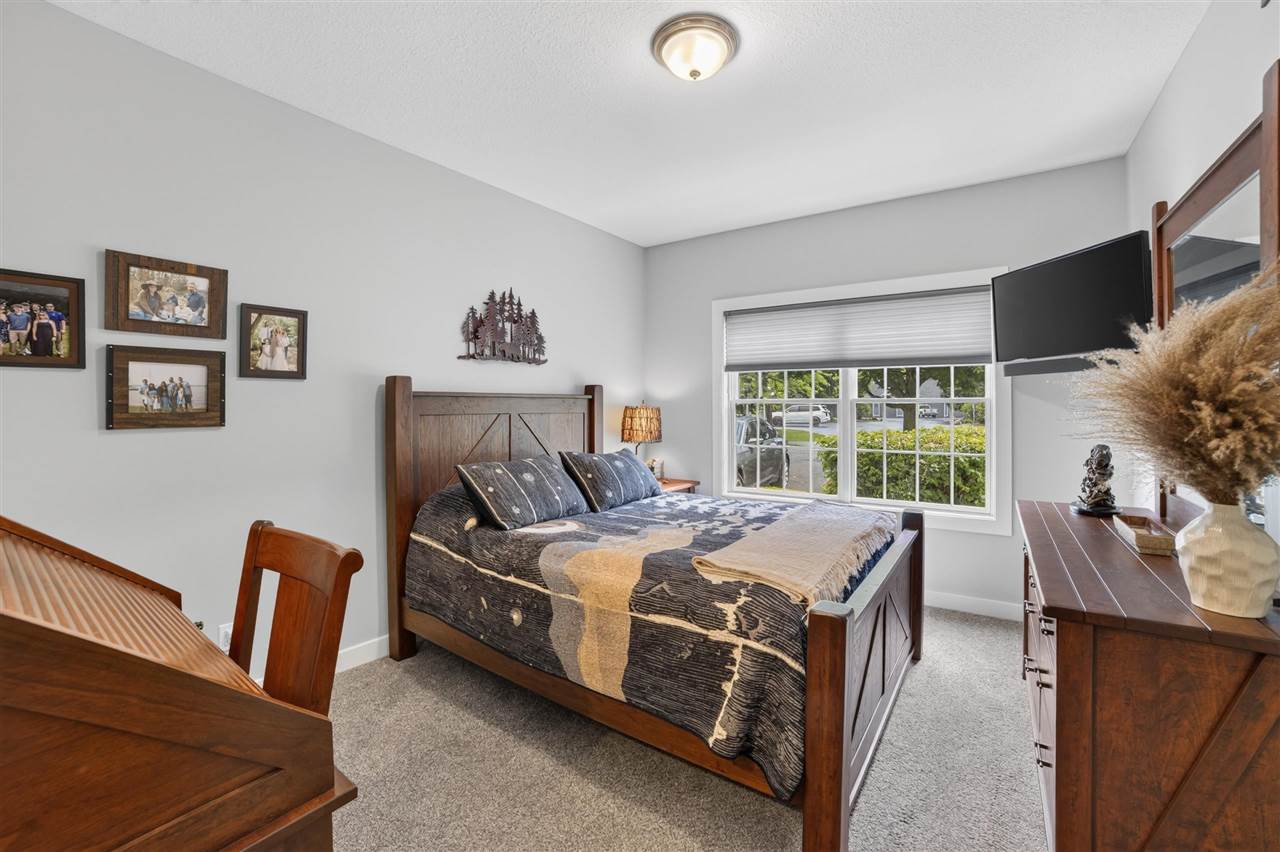212 Front Street Unit: 5