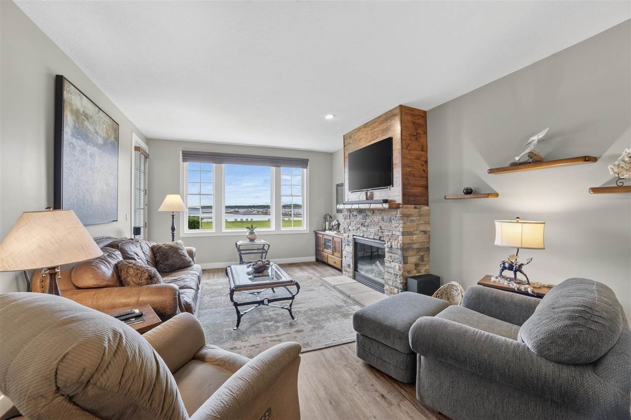 212 Front Street Unit: 5