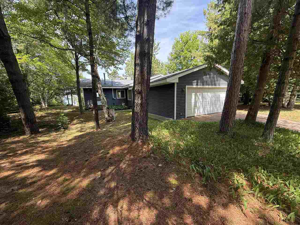 04883 LakeShore Drive