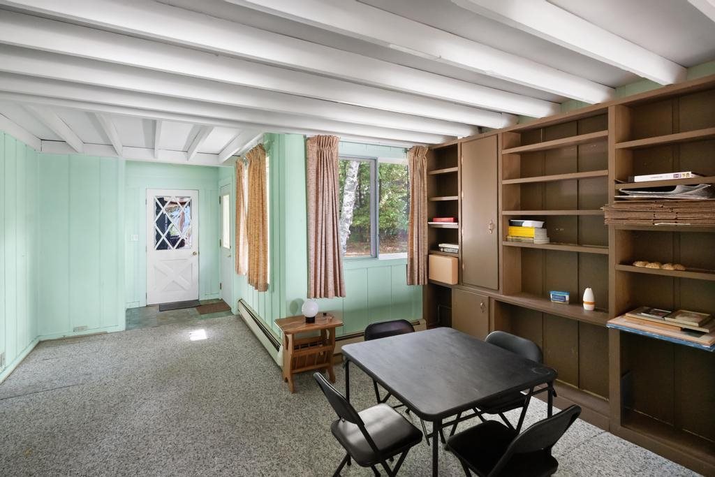 04883 LakeShore Drive
