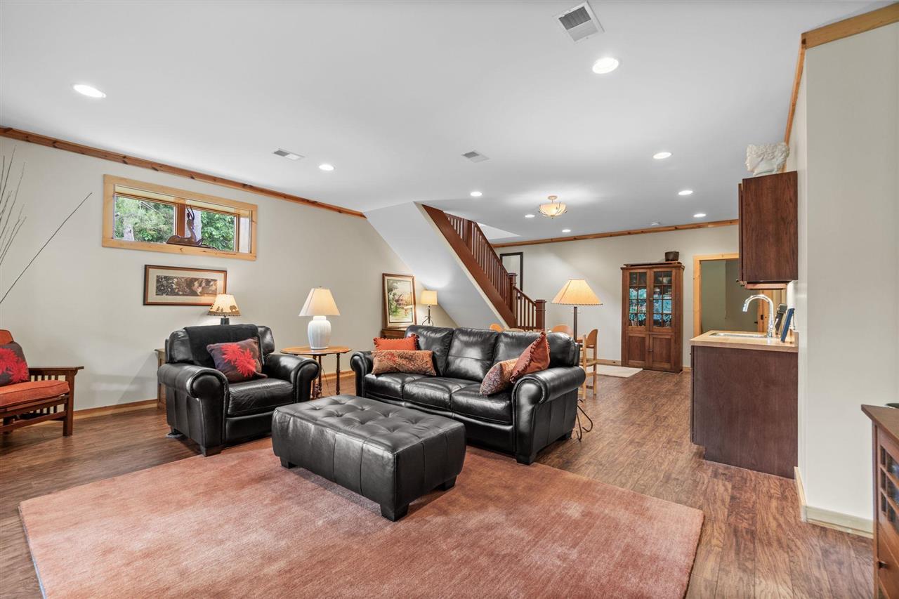 49 E Clute Road