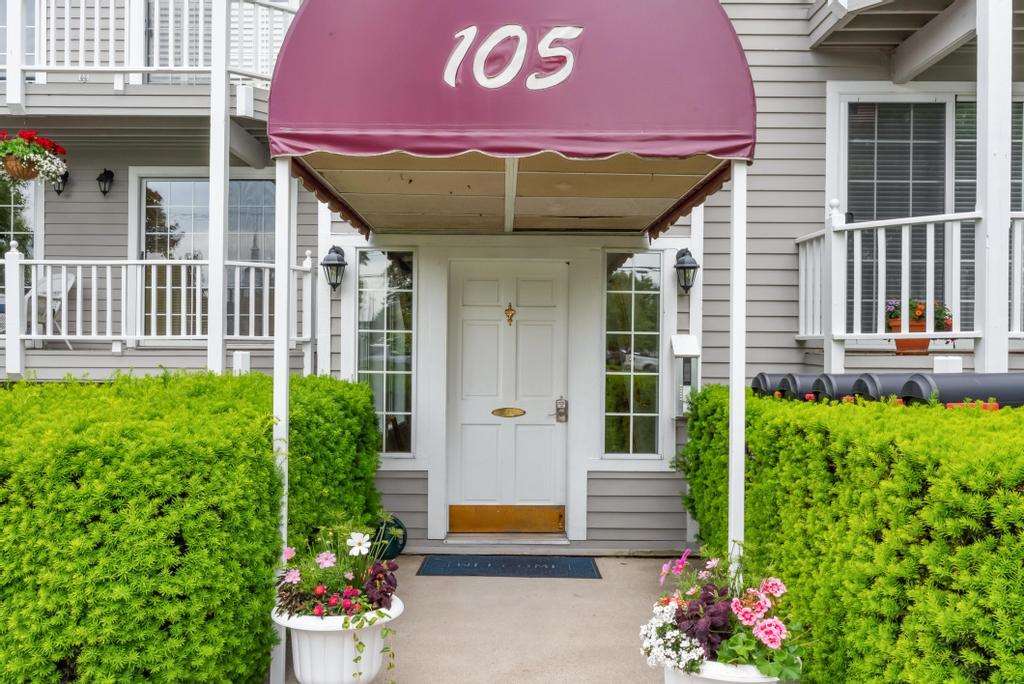 105 Park Avenue Unit: 101