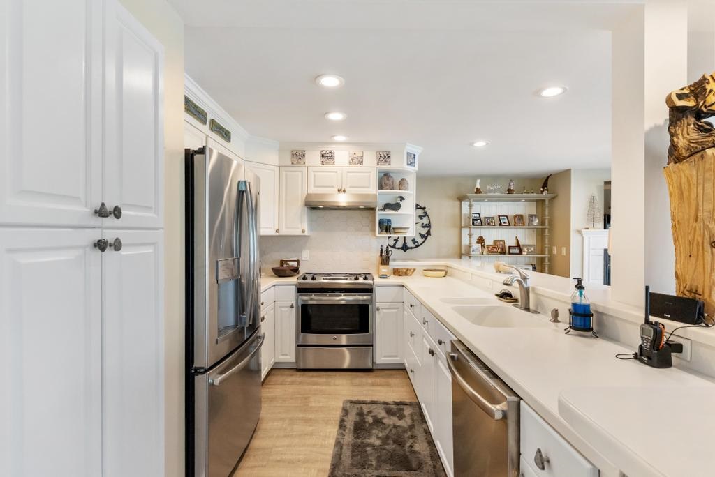 105 Park Avenue Unit: 101