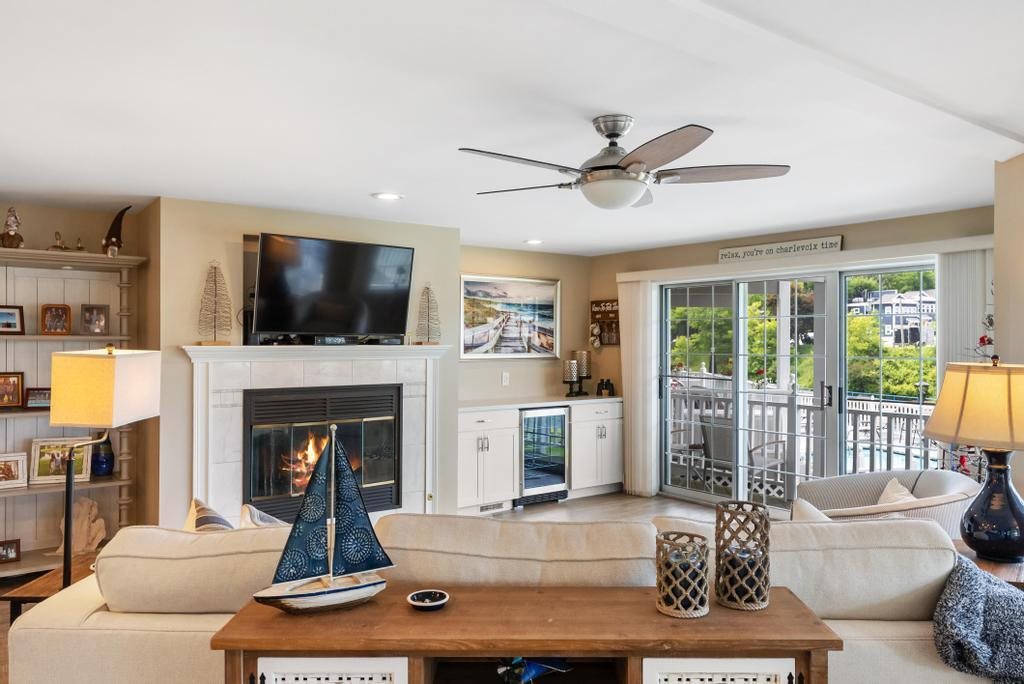 105 Park Avenue Unit: 101