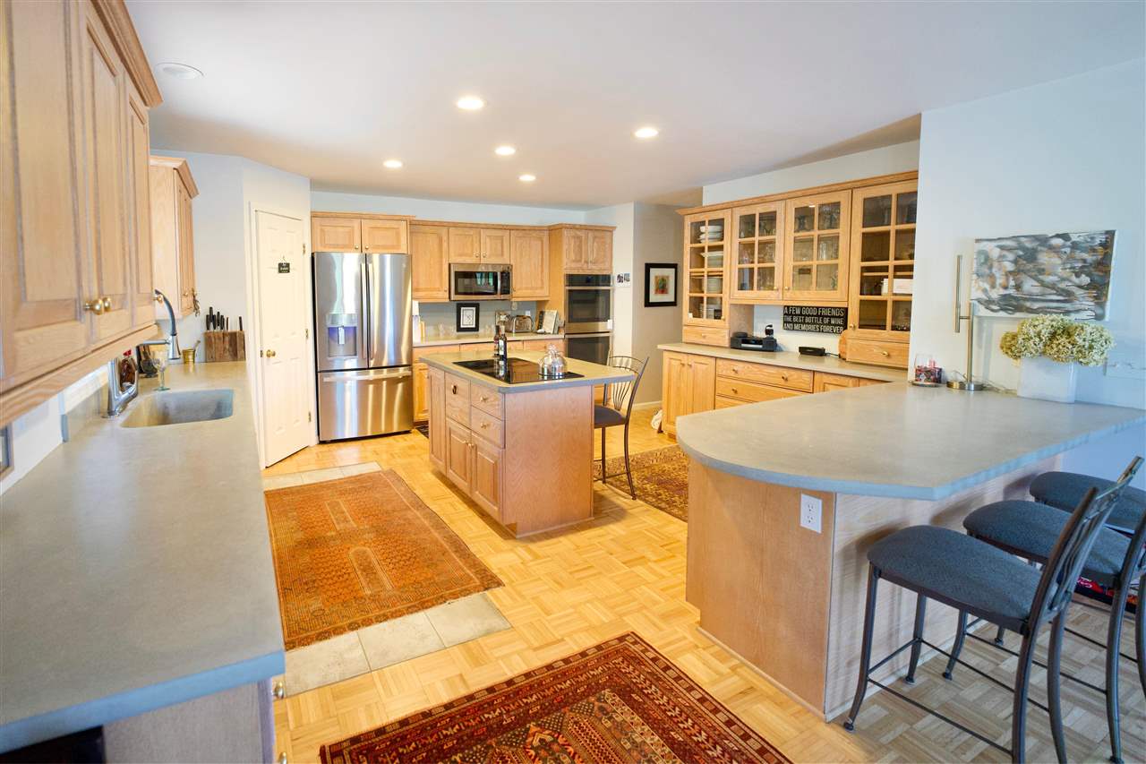 2857 Greenbriar