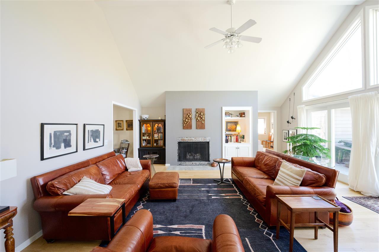 2857 Greenbriar