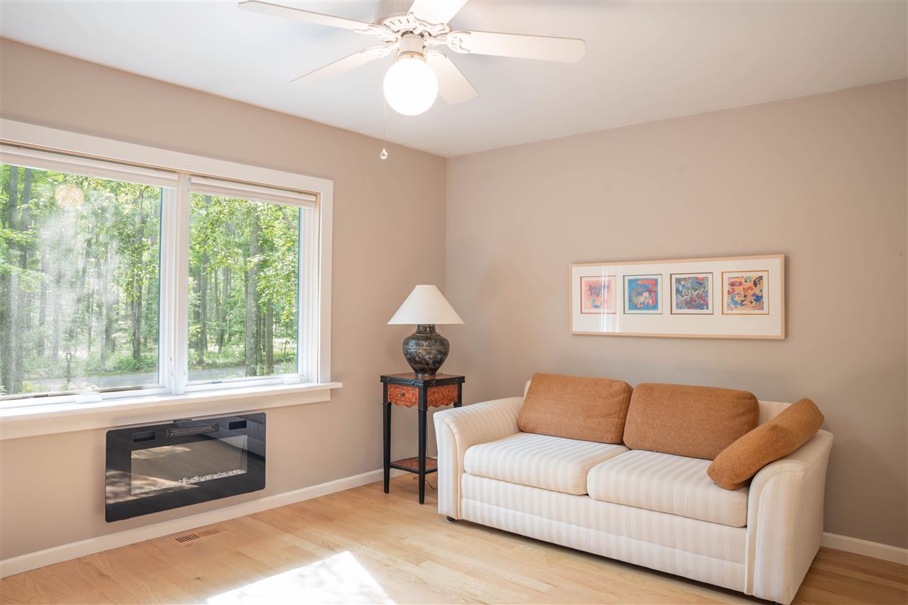 2857 Greenbriar