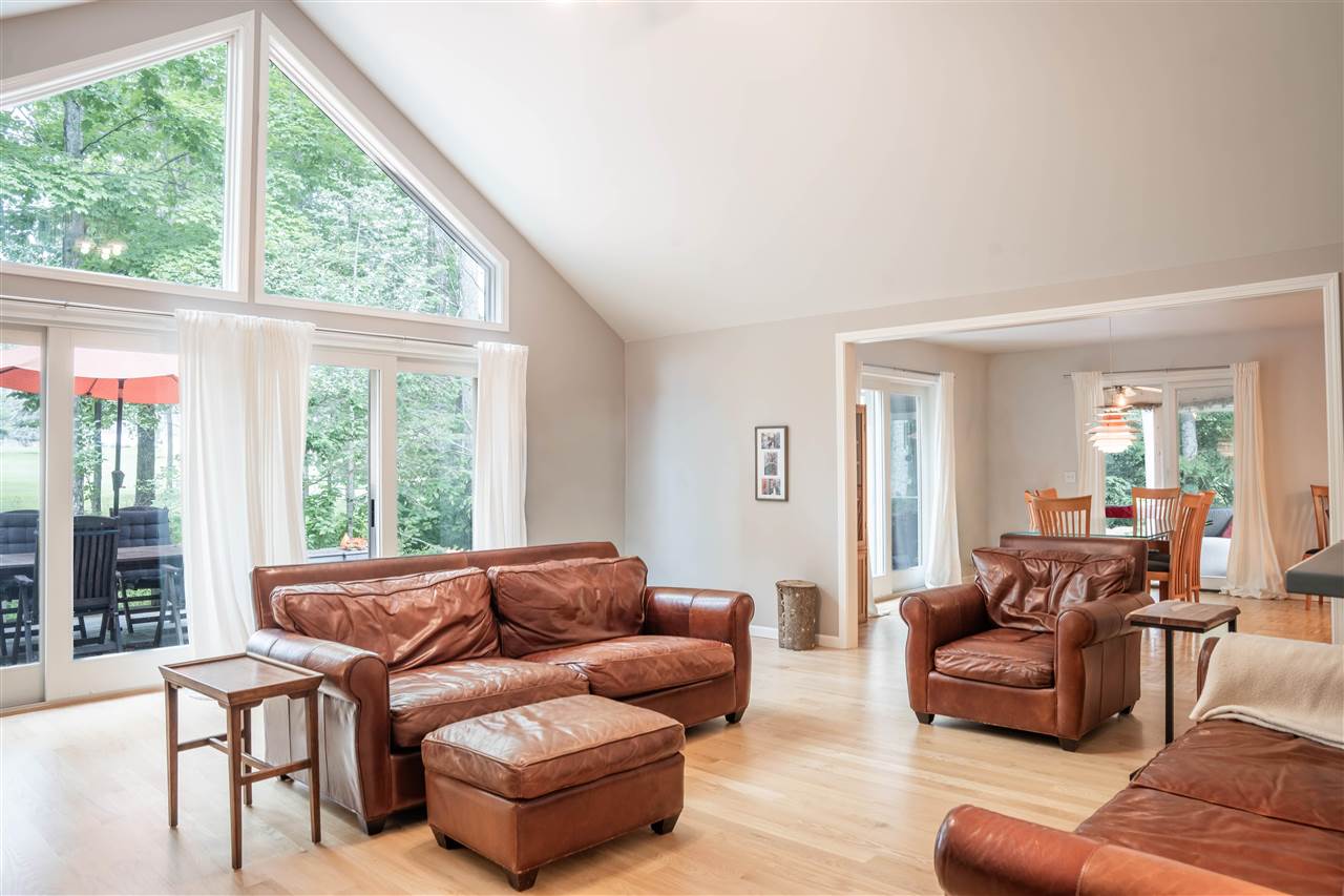 2857 Greenbriar