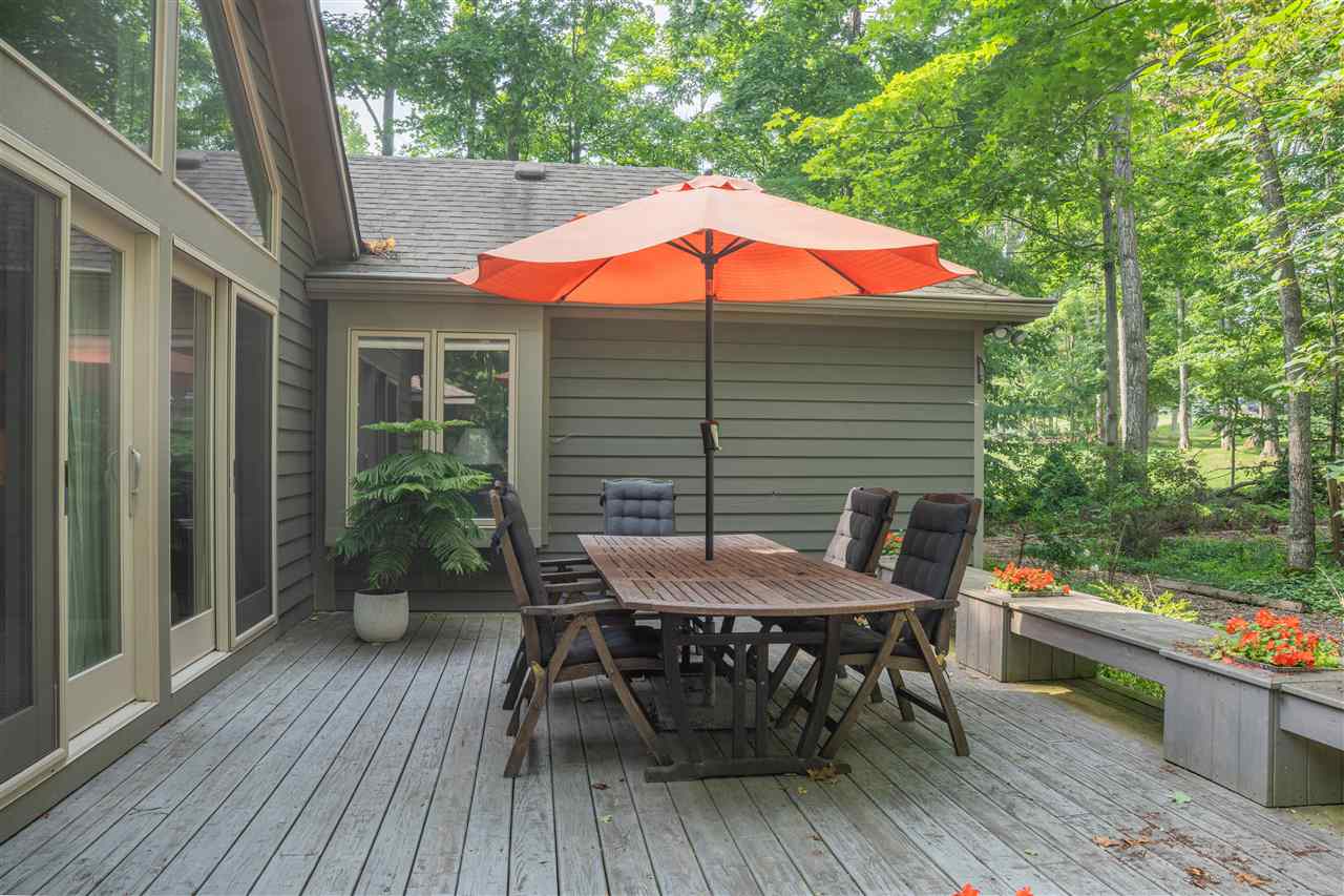 2857 Greenbriar
