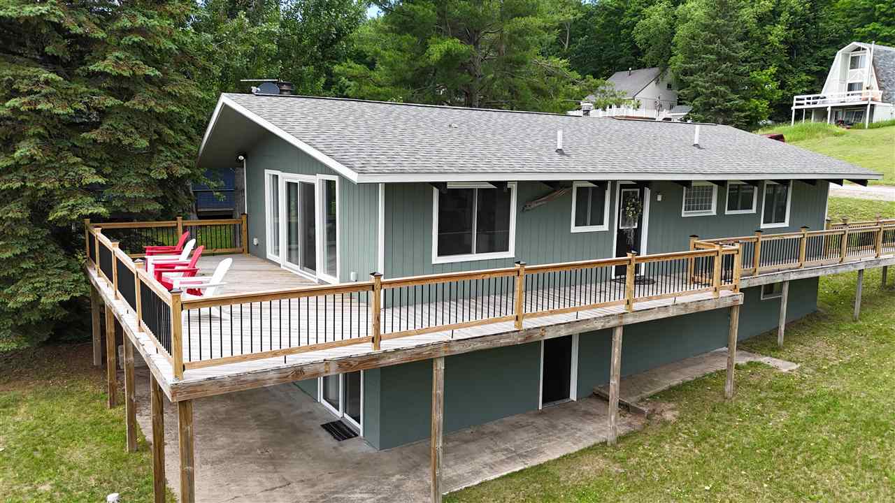 3343 Hill View