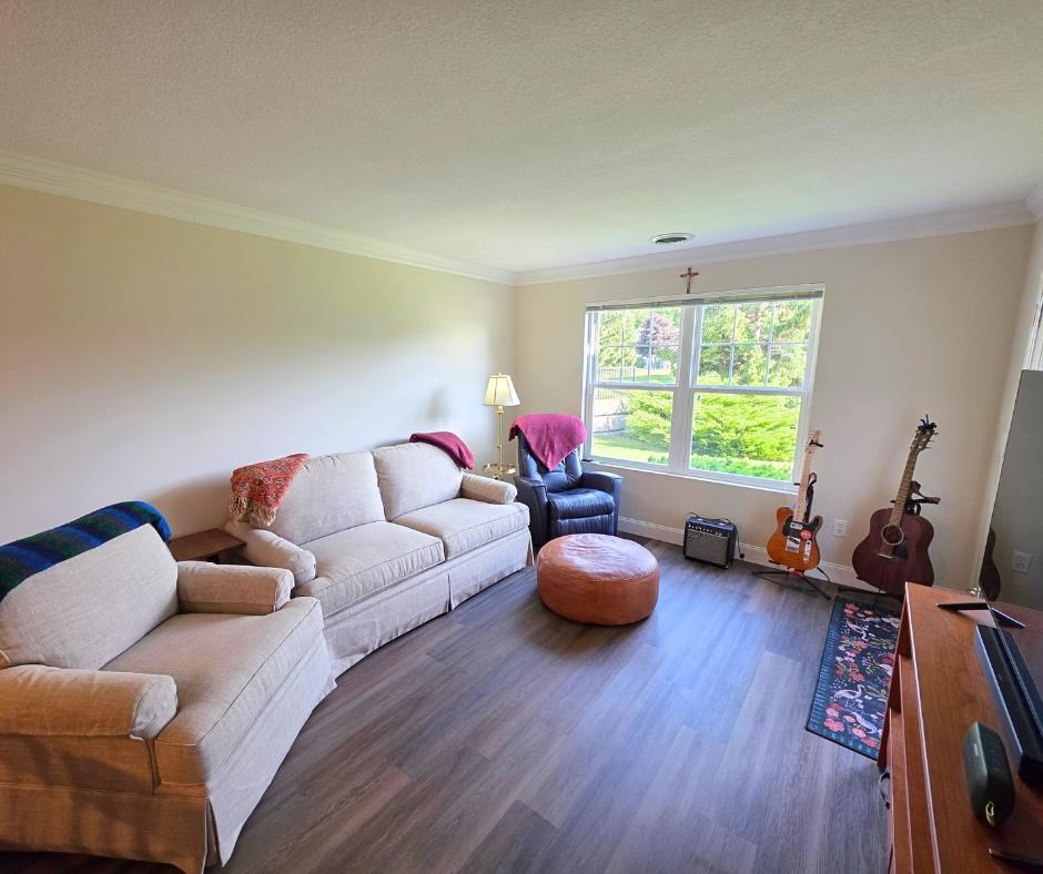 13585 Stover Court Unit: 23 (Door 9)