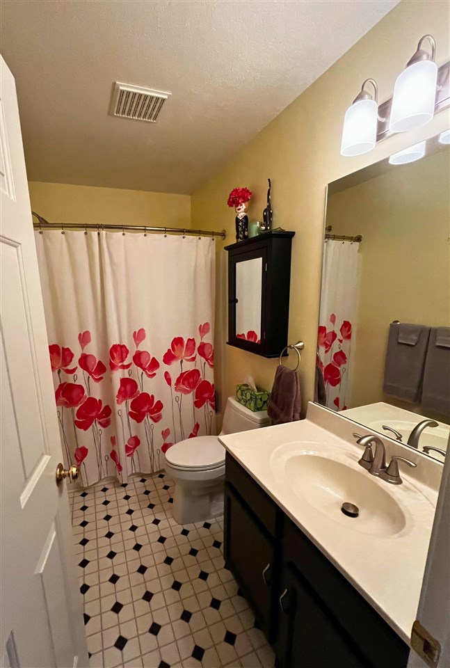 13585 Stover Court Unit: 8