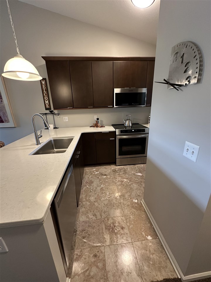 13585 Stover Court Unit: 8